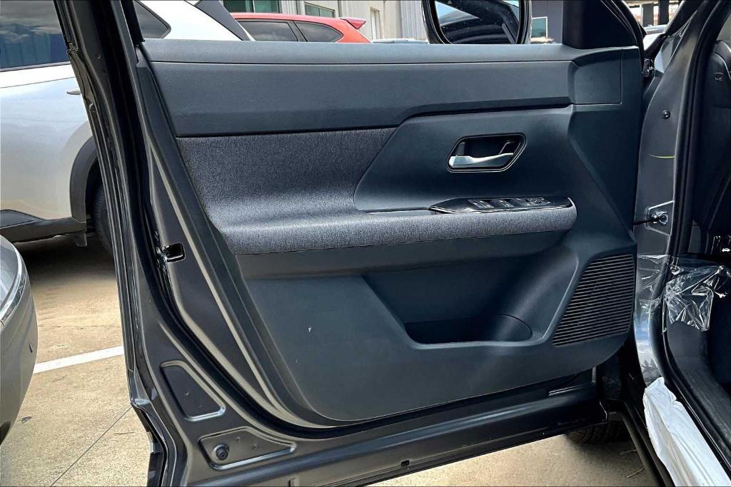 new 2025 Nissan Kicks car, priced at $25,210