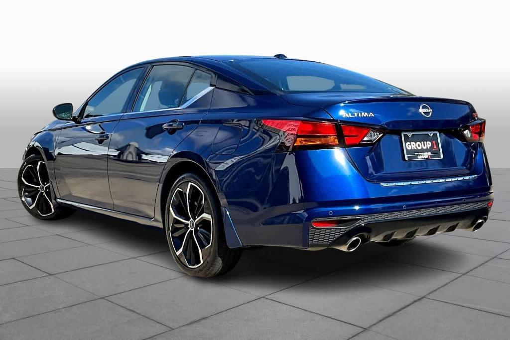 used 2023 Nissan Altima car, priced at $22,395