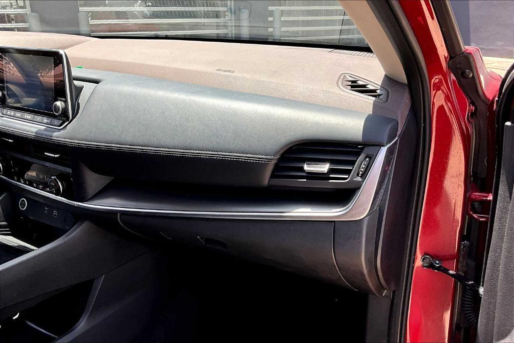 used 2023 Nissan Rogue car, priced at $22,395