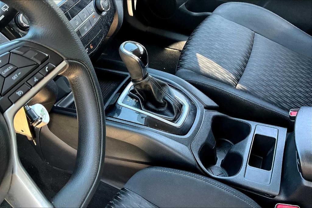 used 2018 Nissan Rogue car, priced at $7,295