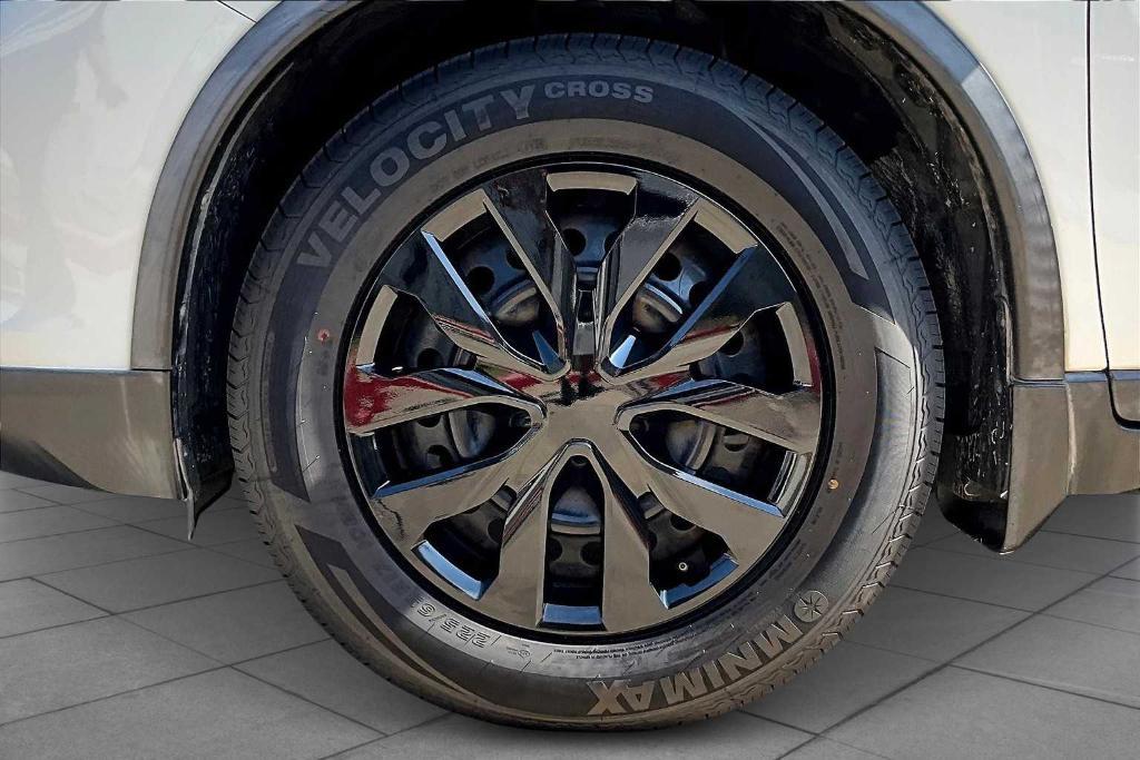 used 2018 Nissan Rogue car, priced at $7,295