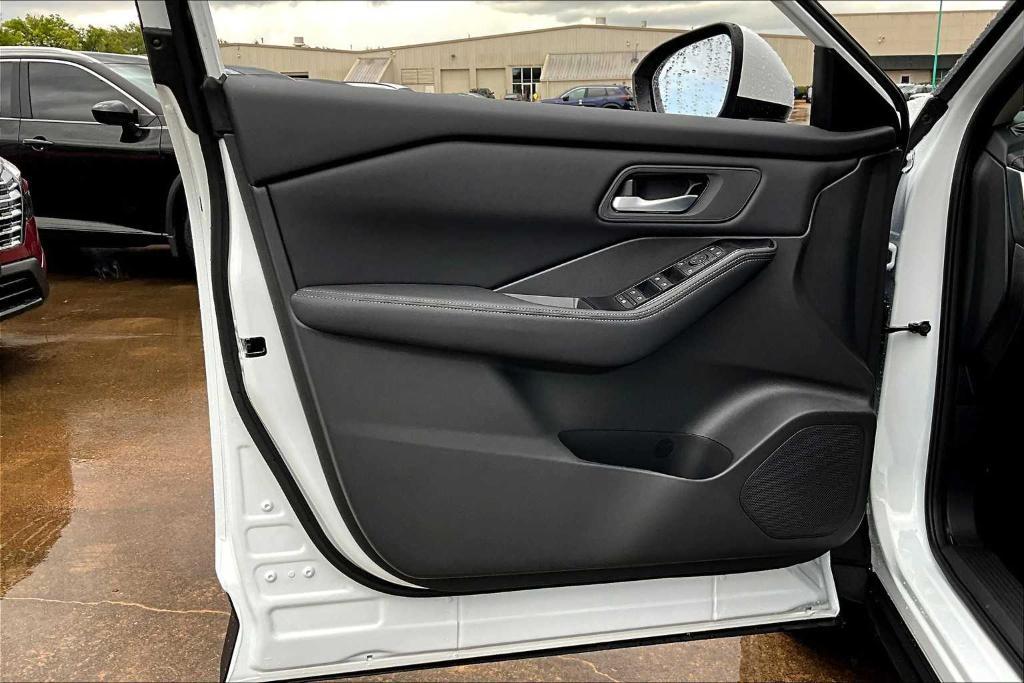 new 2025 Nissan Rogue car, priced at $29,450