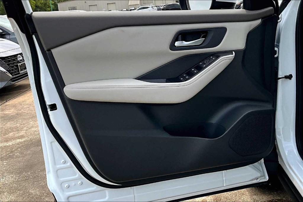 new 2025 Nissan Rogue car, priced at $29,450