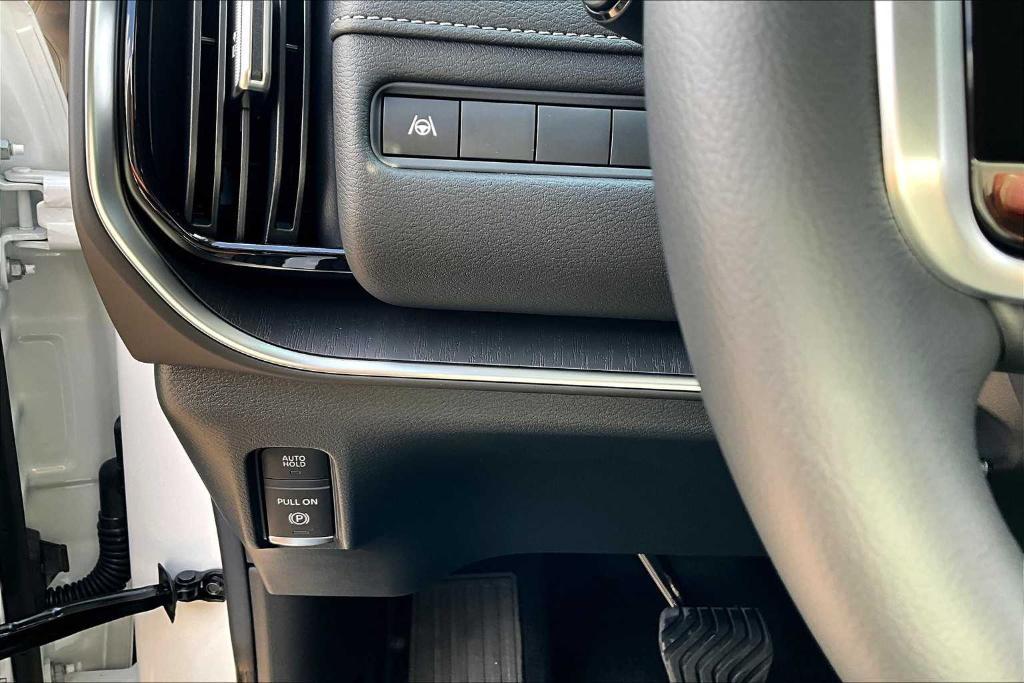 new 2026 Nissan Armada car, priced at $78,320