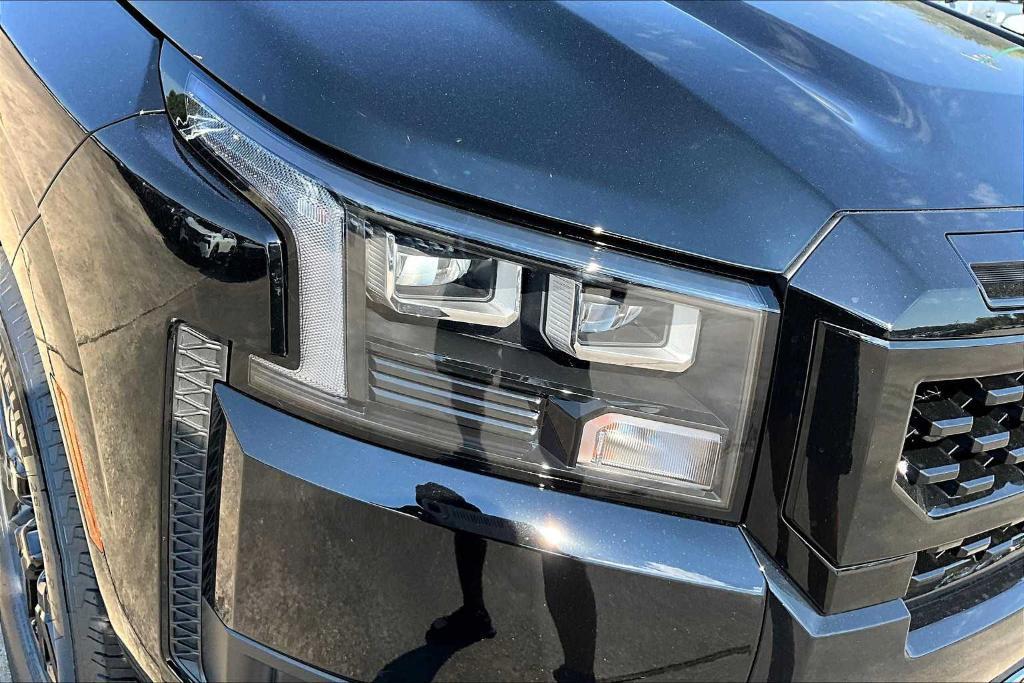 new 2026 Nissan Frontier car, priced at $37,615