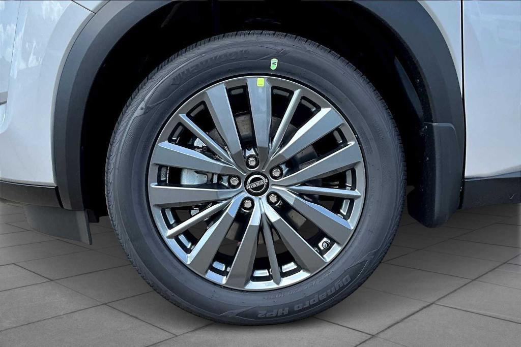new 2025 Nissan Pathfinder car, priced at $44,255