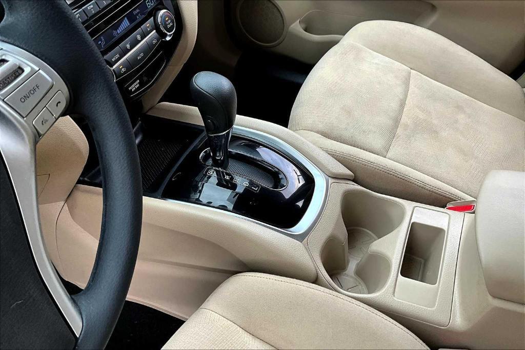 used 2016 Nissan Rogue car, priced at $12,395