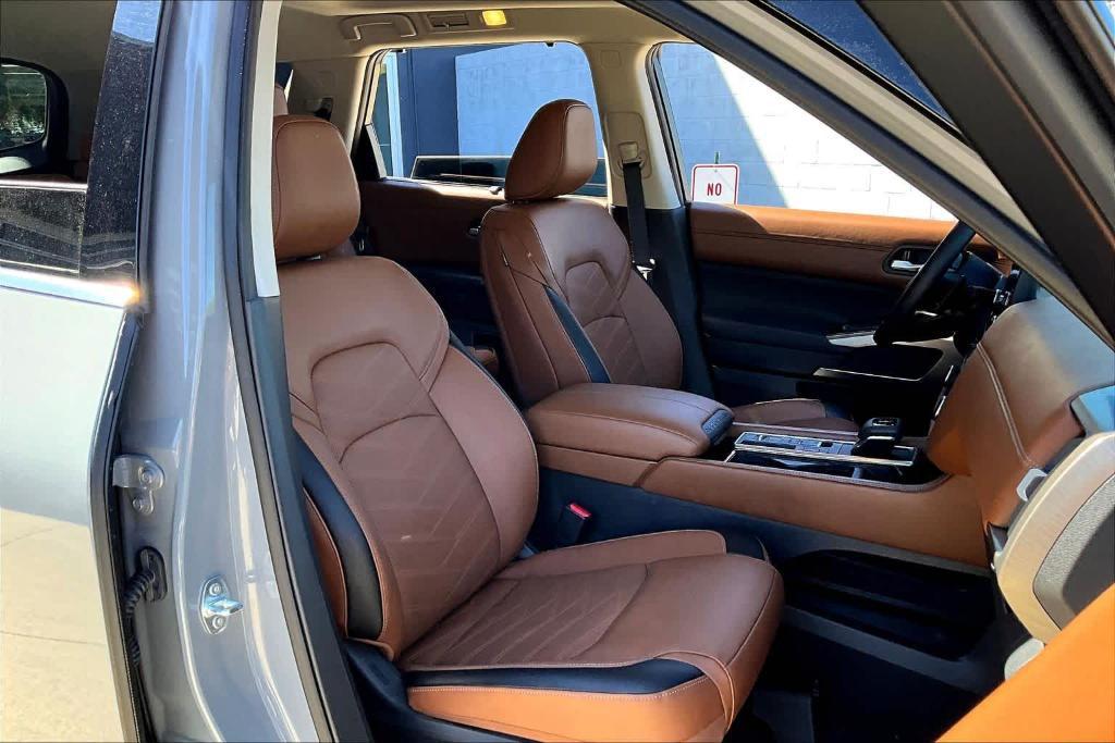 used 2024 Nissan Pathfinder car, priced at $35,995