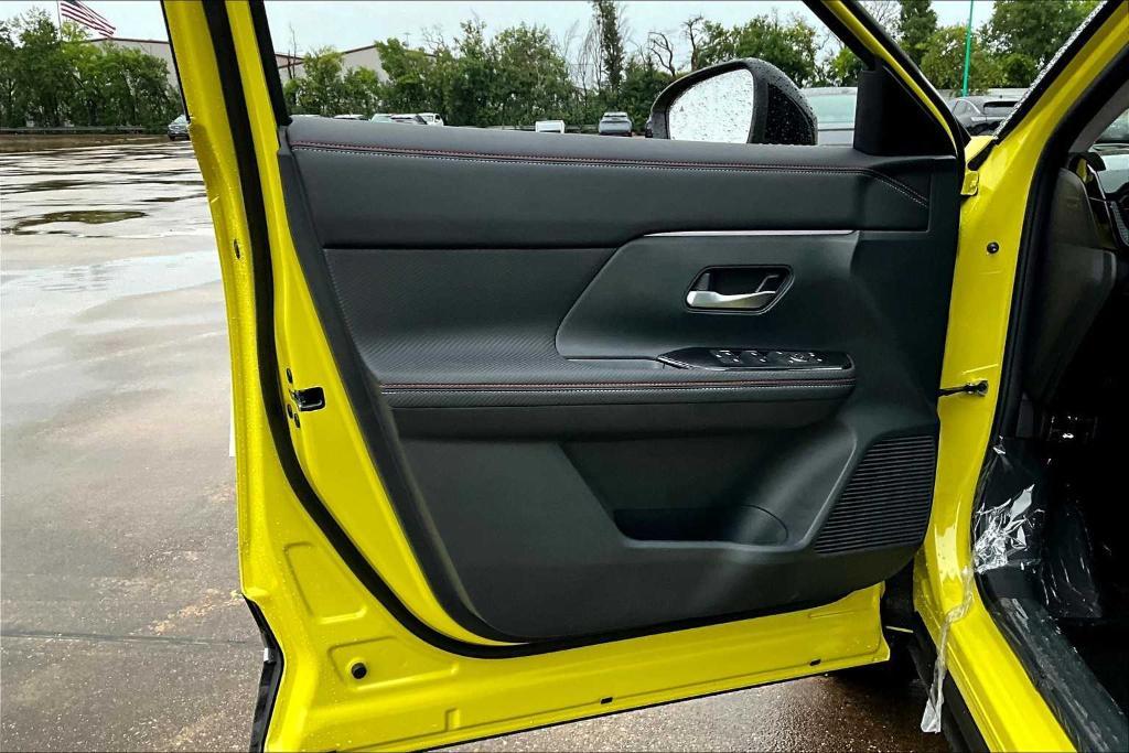 new 2025 Nissan Kicks car, priced at $27,871