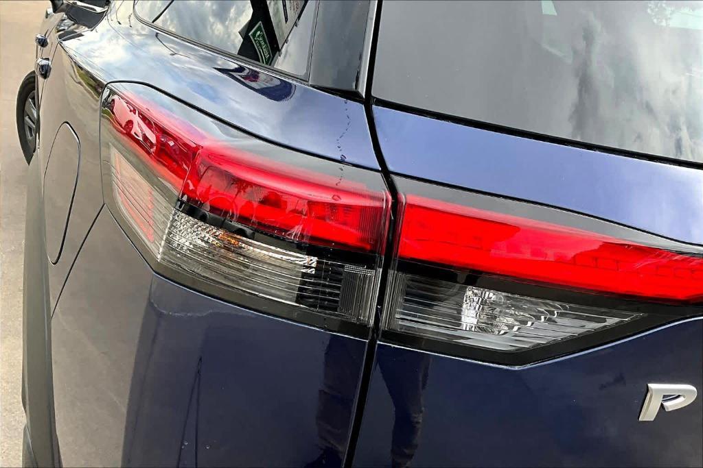 new 2025 Nissan Pathfinder car, priced at $32,925