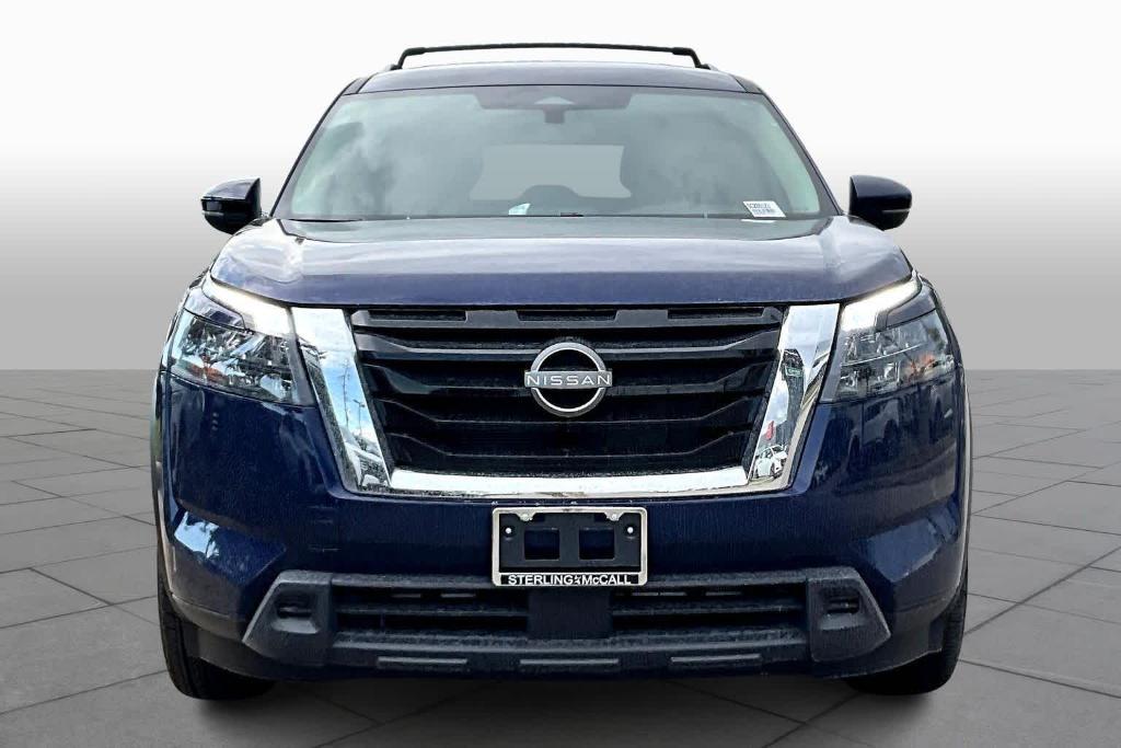 new 2025 Nissan Pathfinder car, priced at $32,925
