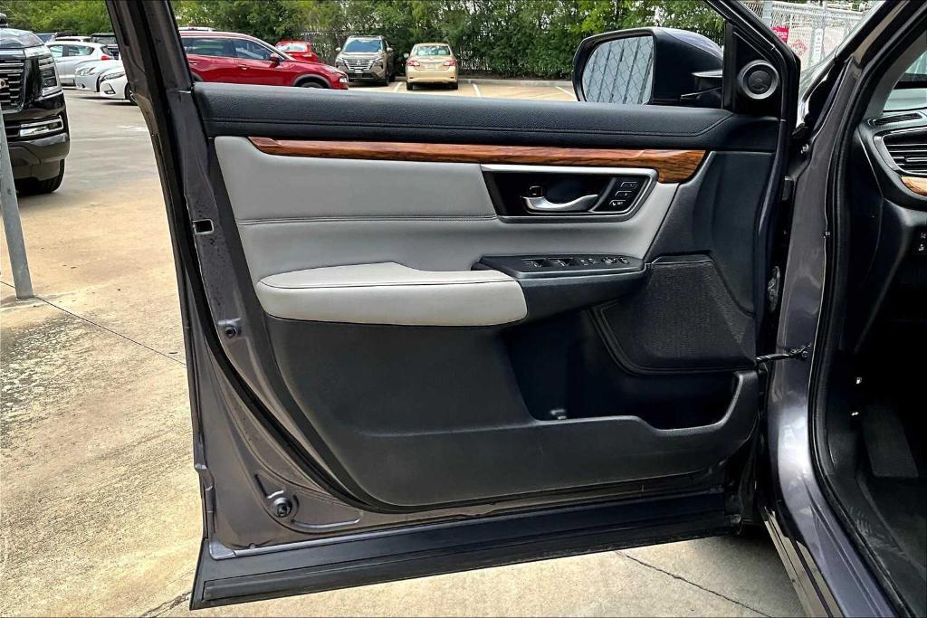 used 2017 Honda CR-V car, priced at $18,377