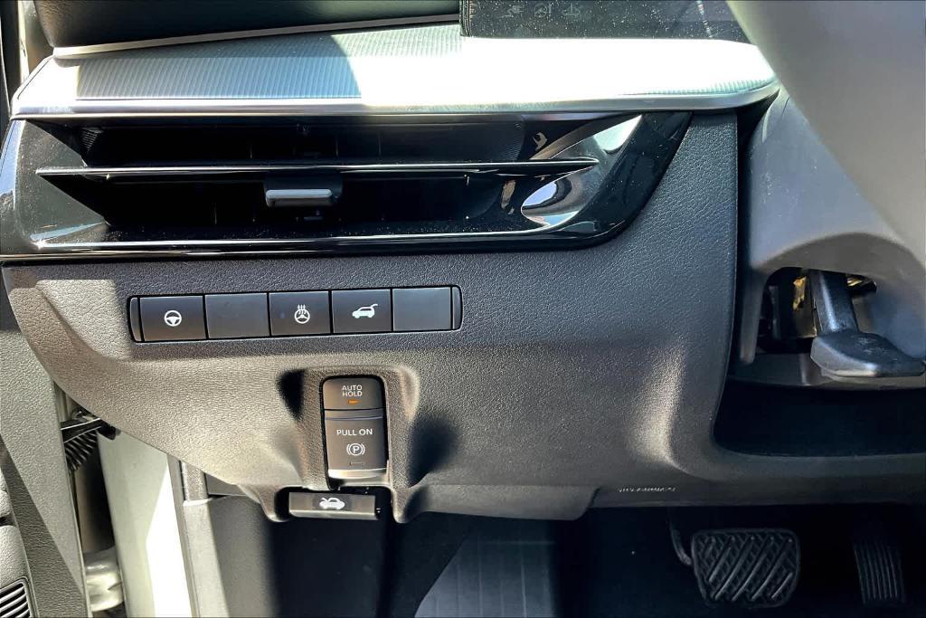 new 2025 Nissan Murano car, priced at $50,555