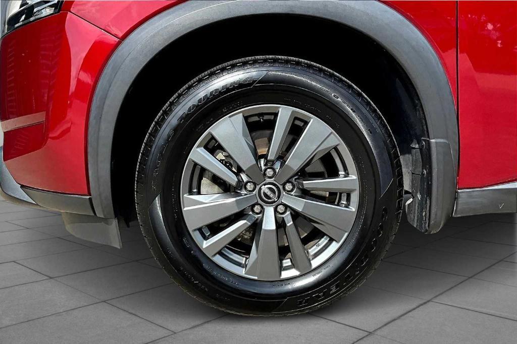 used 2022 Nissan Pathfinder car, priced at $25,295