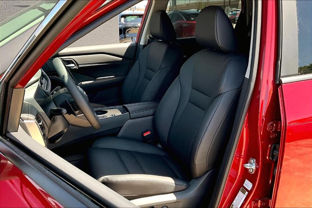 new 2025 Nissan Rogue car, priced at $32,452