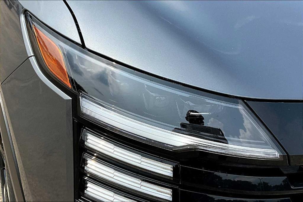 new 2025 Nissan Kicks car, priced at $26,816