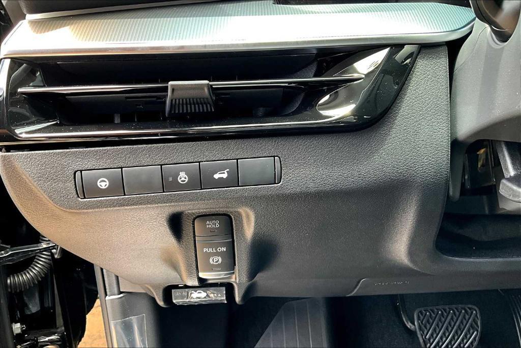 new 2025 Nissan Murano car, priced at $45,020