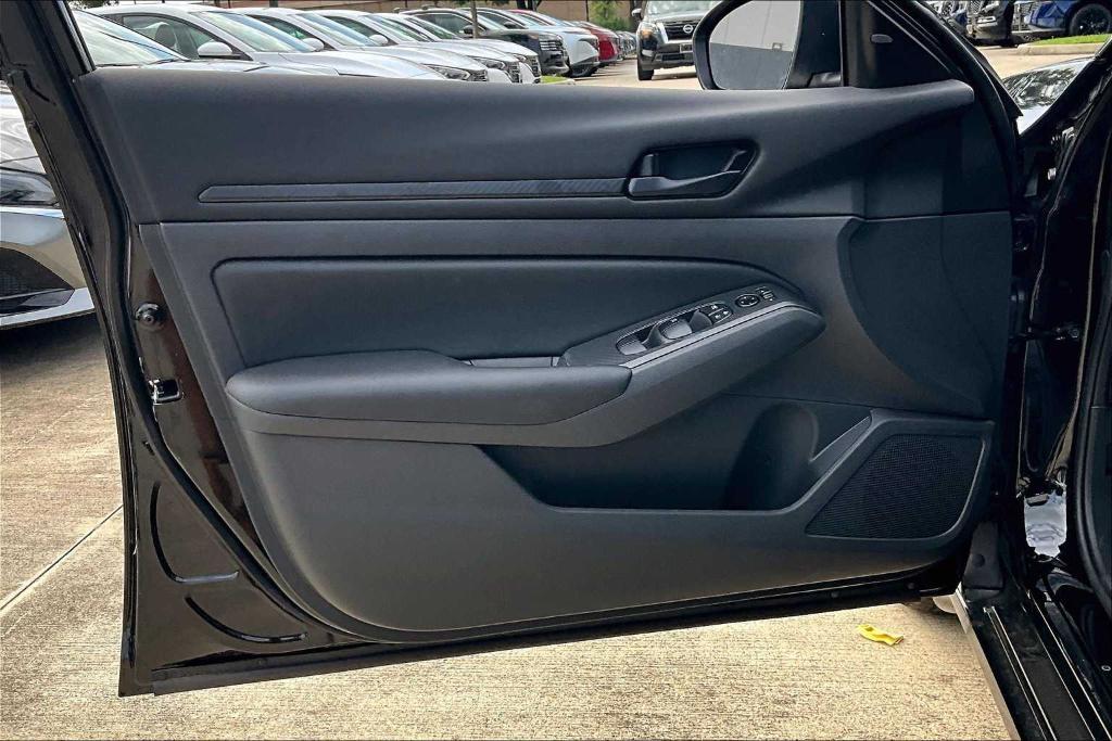new 2025 Nissan Altima car, priced at $25,775