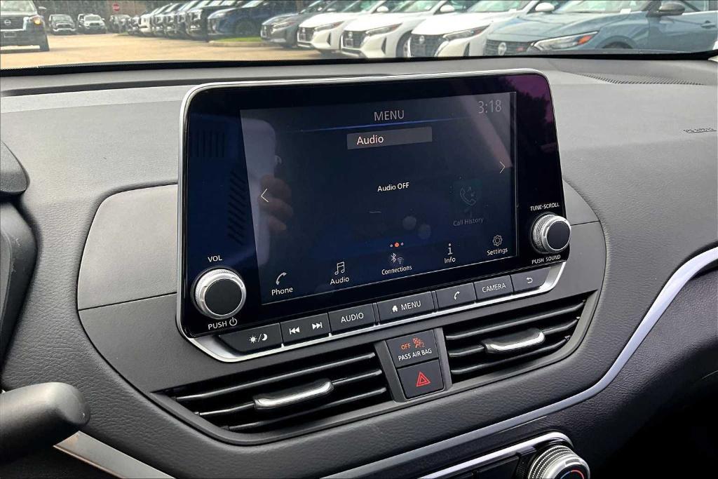 new 2025 Nissan Altima car, priced at $25,775