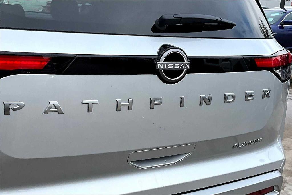 new 2024 Nissan Pathfinder car, priced at $45,950