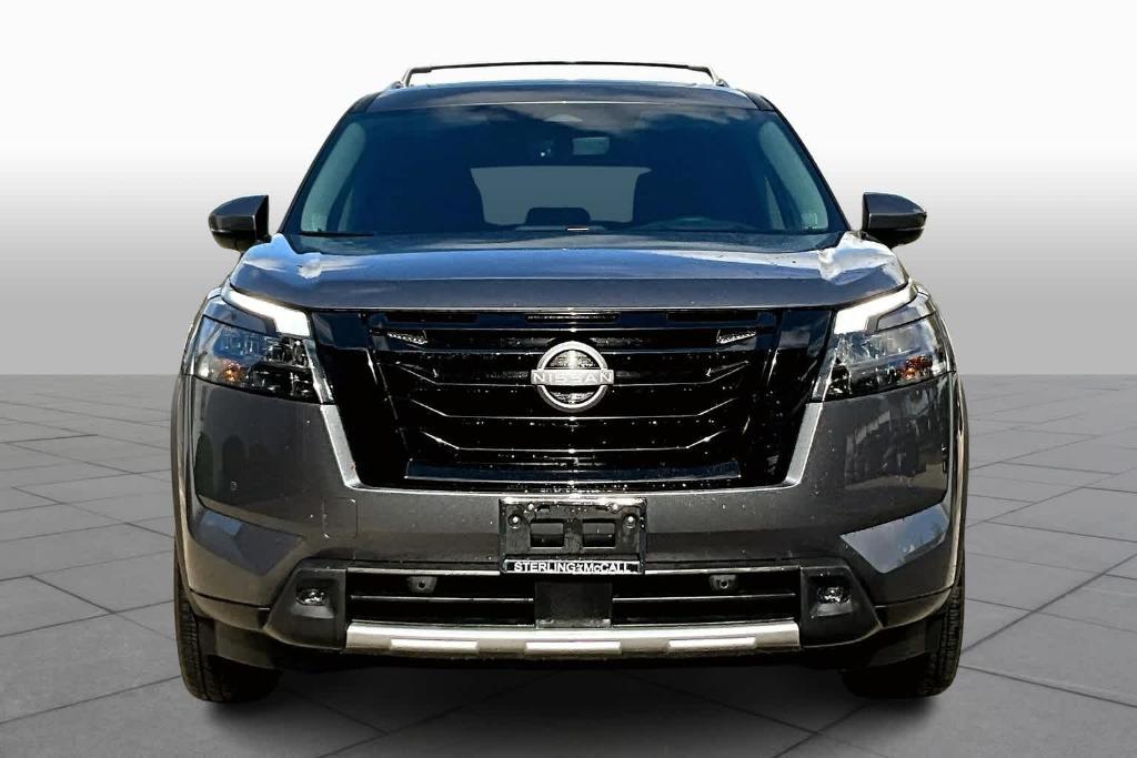 new 2025 Nissan Pathfinder car, priced at $56,320