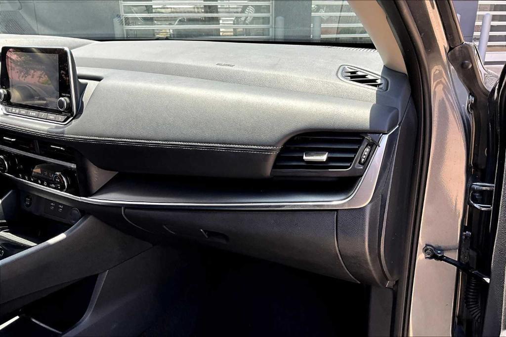 used 2024 Nissan Rogue car, priced at $23,997
