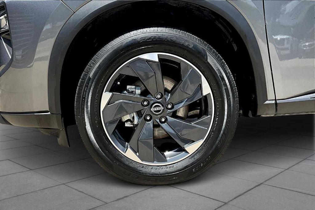 used 2024 Nissan Rogue car, priced at $23,997