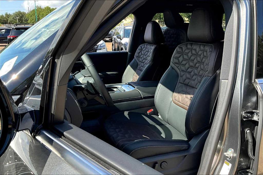 new 2025 Nissan Armada car, priced at $80,960