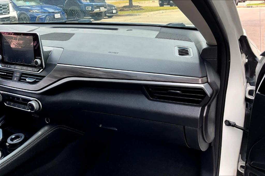 used 2023 Nissan Altima car, priced at $21,607