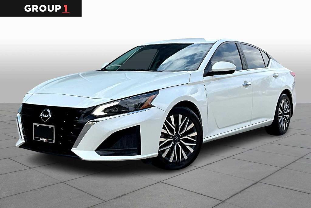 used 2023 Nissan Altima car, priced at $21,607