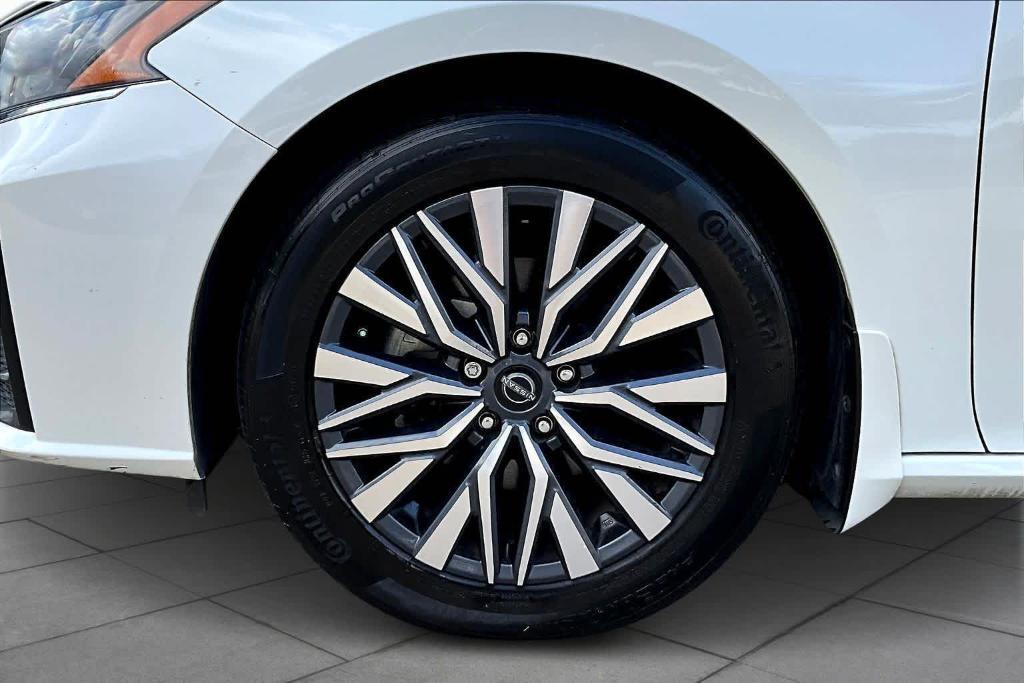 used 2023 Nissan Altima car, priced at $21,607