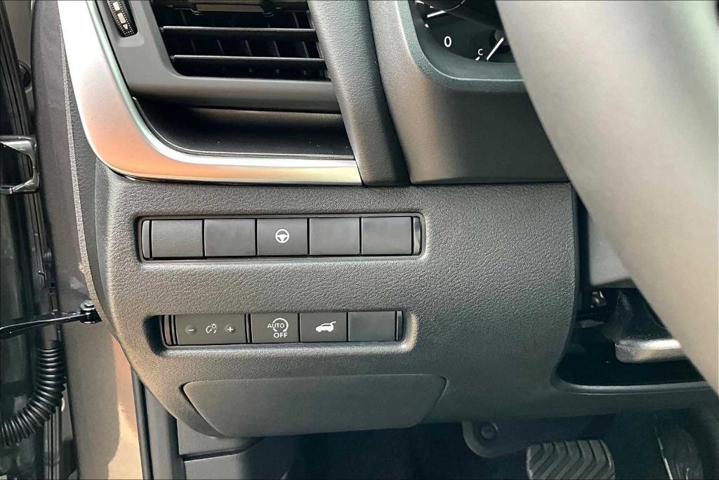 new 2025 Nissan Rogue car, priced at $29,000
