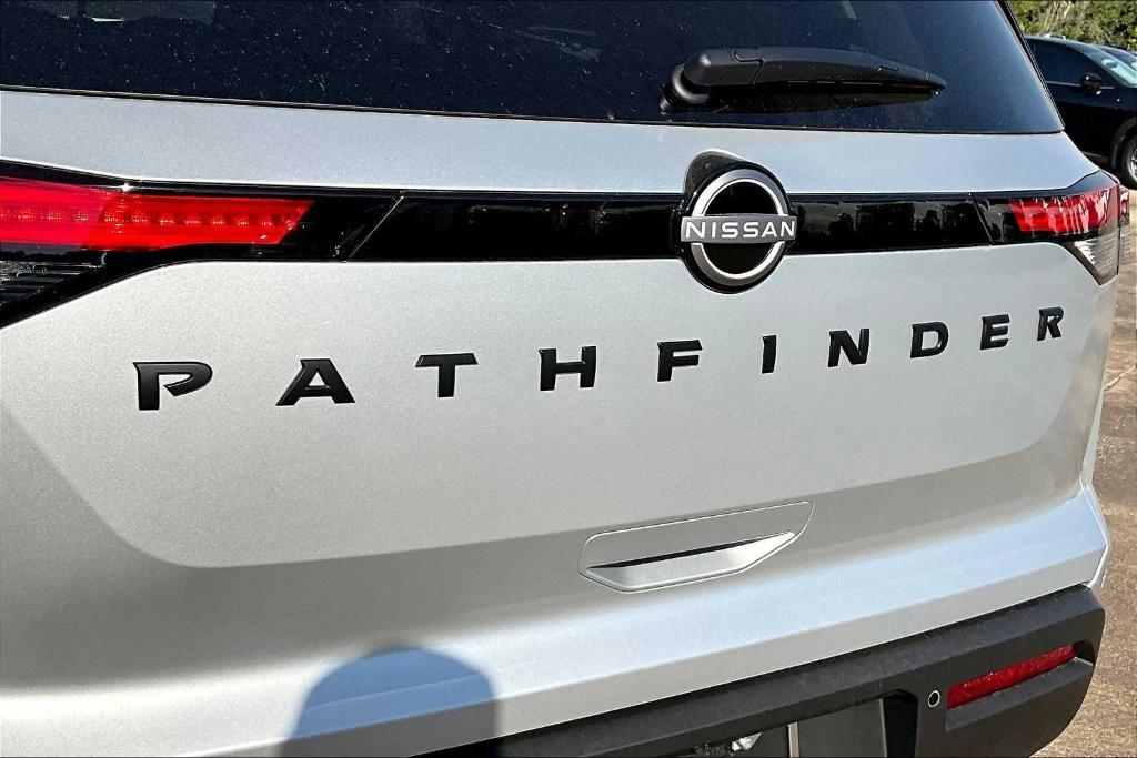 new 2025 Nissan Pathfinder car, priced at $33,223