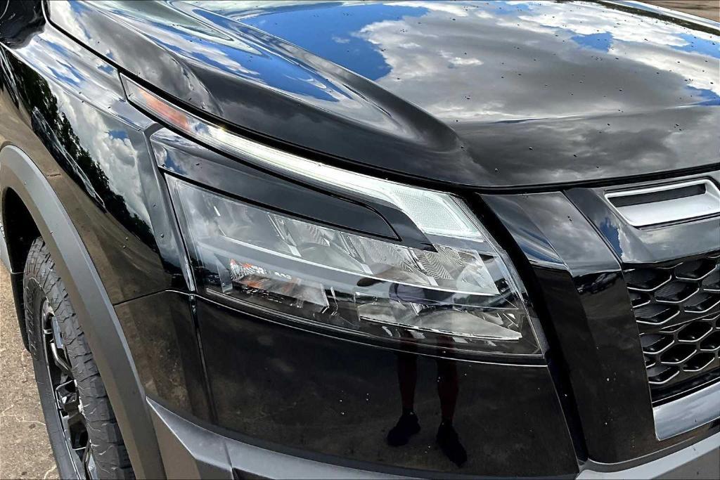 new 2025 Nissan Pathfinder car, priced at $42,700