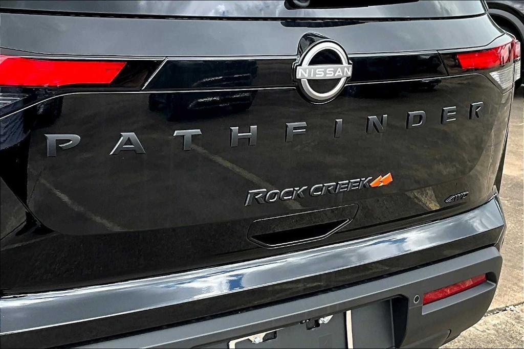 new 2025 Nissan Pathfinder car, priced at $42,700