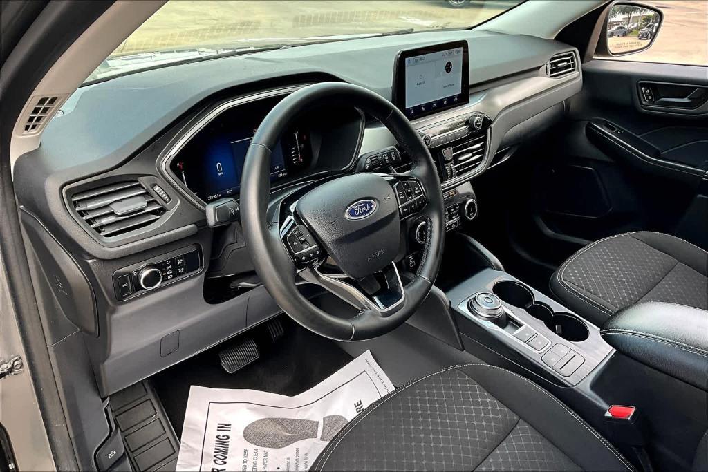 used 2024 Ford Escape car, priced at $25,400