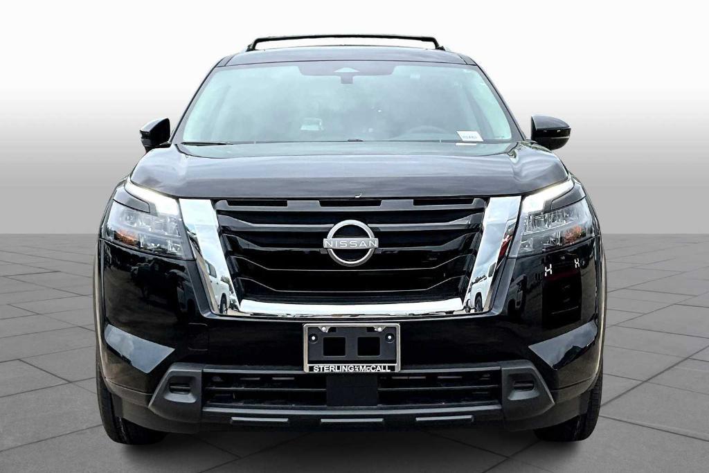 new 2025 Nissan Pathfinder car, priced at $39,995