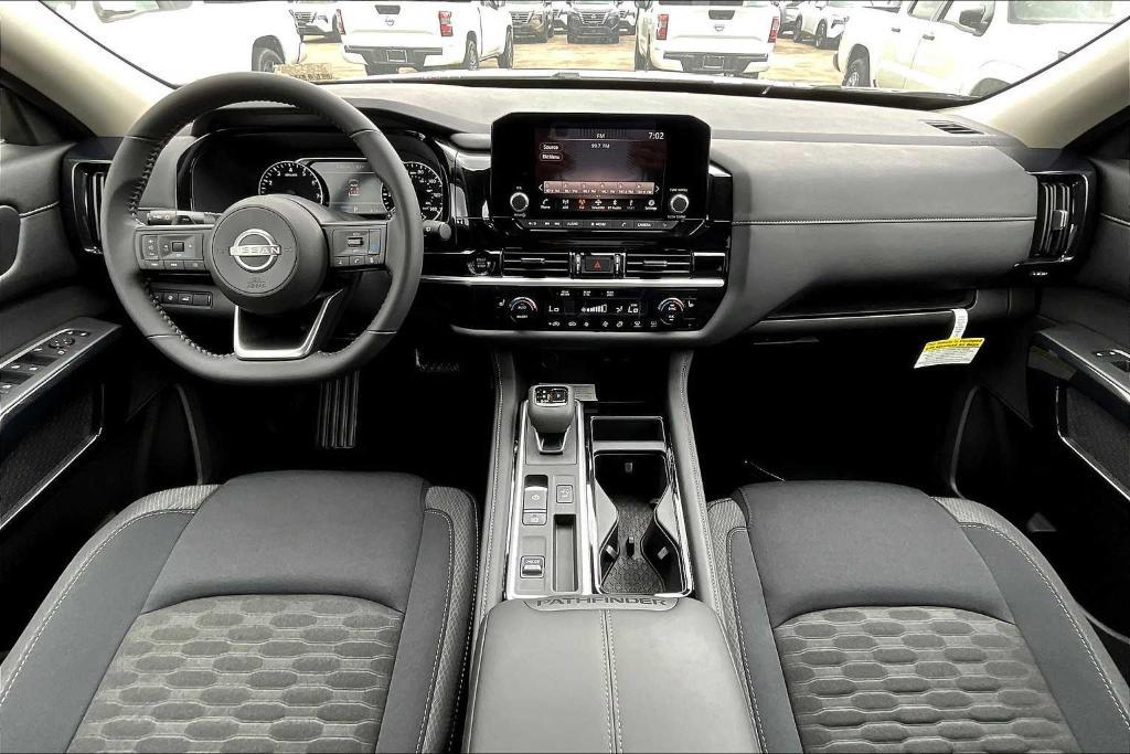 new 2025 Nissan Pathfinder car, priced at $39,995