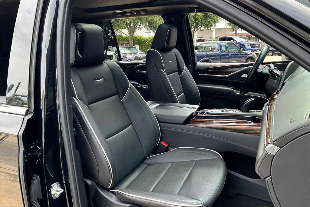 used 2024 Cadillac Escalade car, priced at $77,495