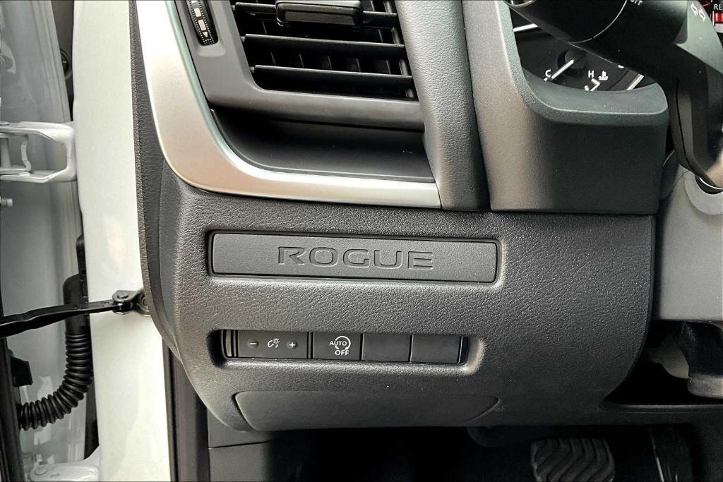 new 2025 Nissan Rogue car, priced at $30,945