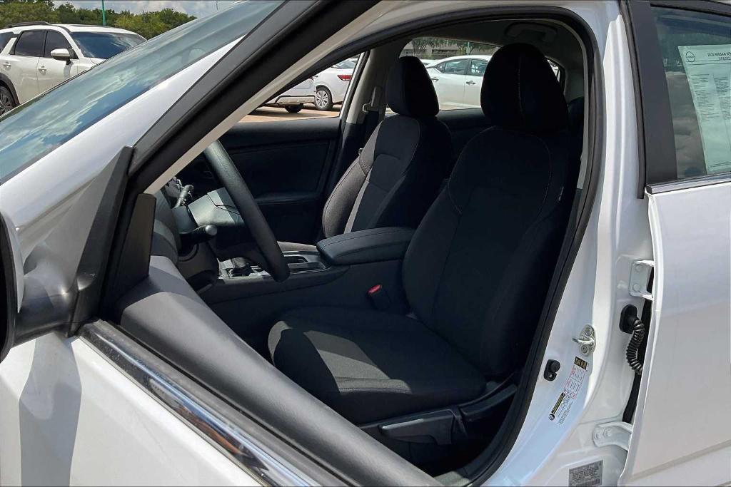 new 2025 Nissan Sentra car, priced at $23,255