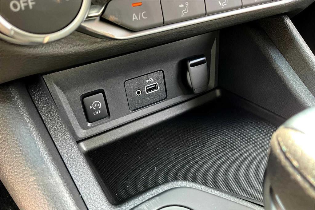new 2025 Nissan Sentra car, priced at $23,255