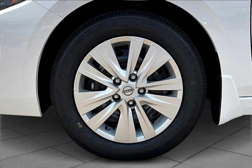 new 2025 Nissan Sentra car, priced at $23,255