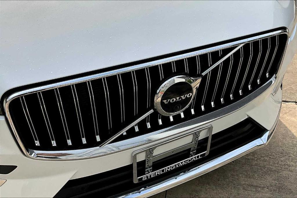 used 2023 Volvo XC60 car, priced at $37,800
