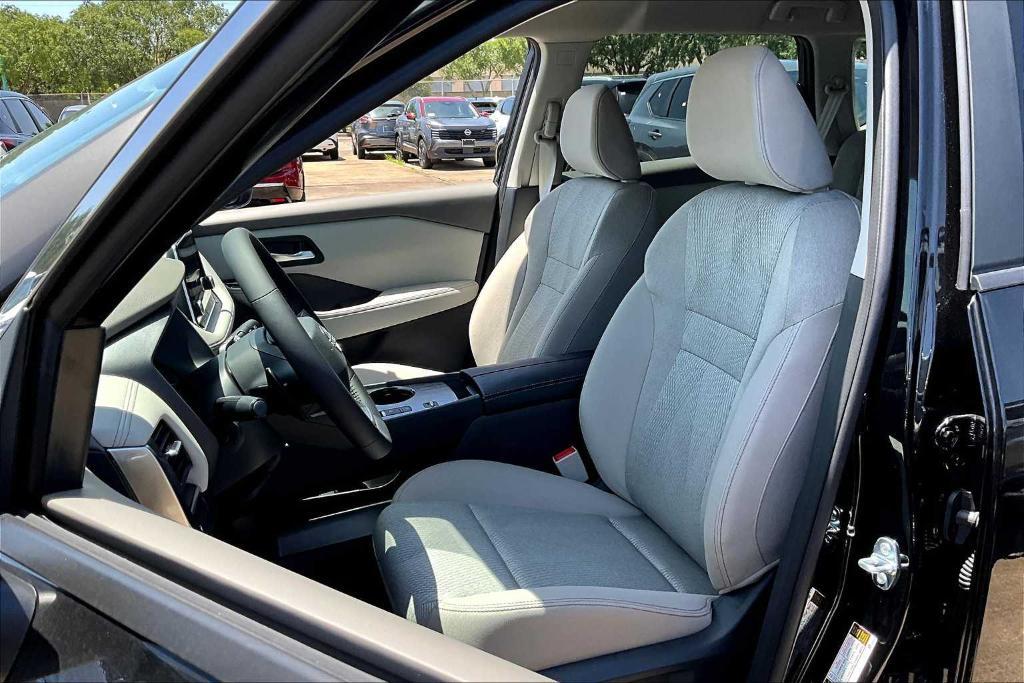 new 2025 Nissan Rogue car, priced at $31,895