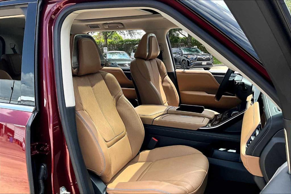 used 2025 INFINITI QX80 car, priced at $82,997