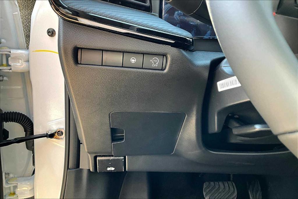 new 2025 Nissan Kicks car, priced at $27,521