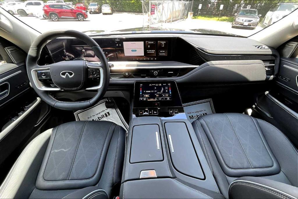 used 2025 INFINITI QX80 car, priced at $76,995