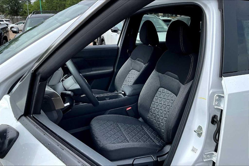 new 2025 Nissan Kicks car, priced at $23,500
