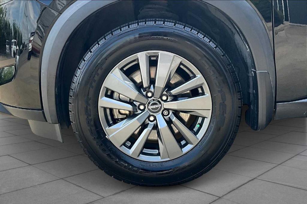 used 2022 Nissan Pathfinder car, priced at $25,900